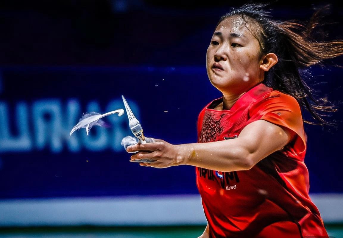 2018年羽毛球巅峰对决：金廷桃田传奇之战深度解析(图3)